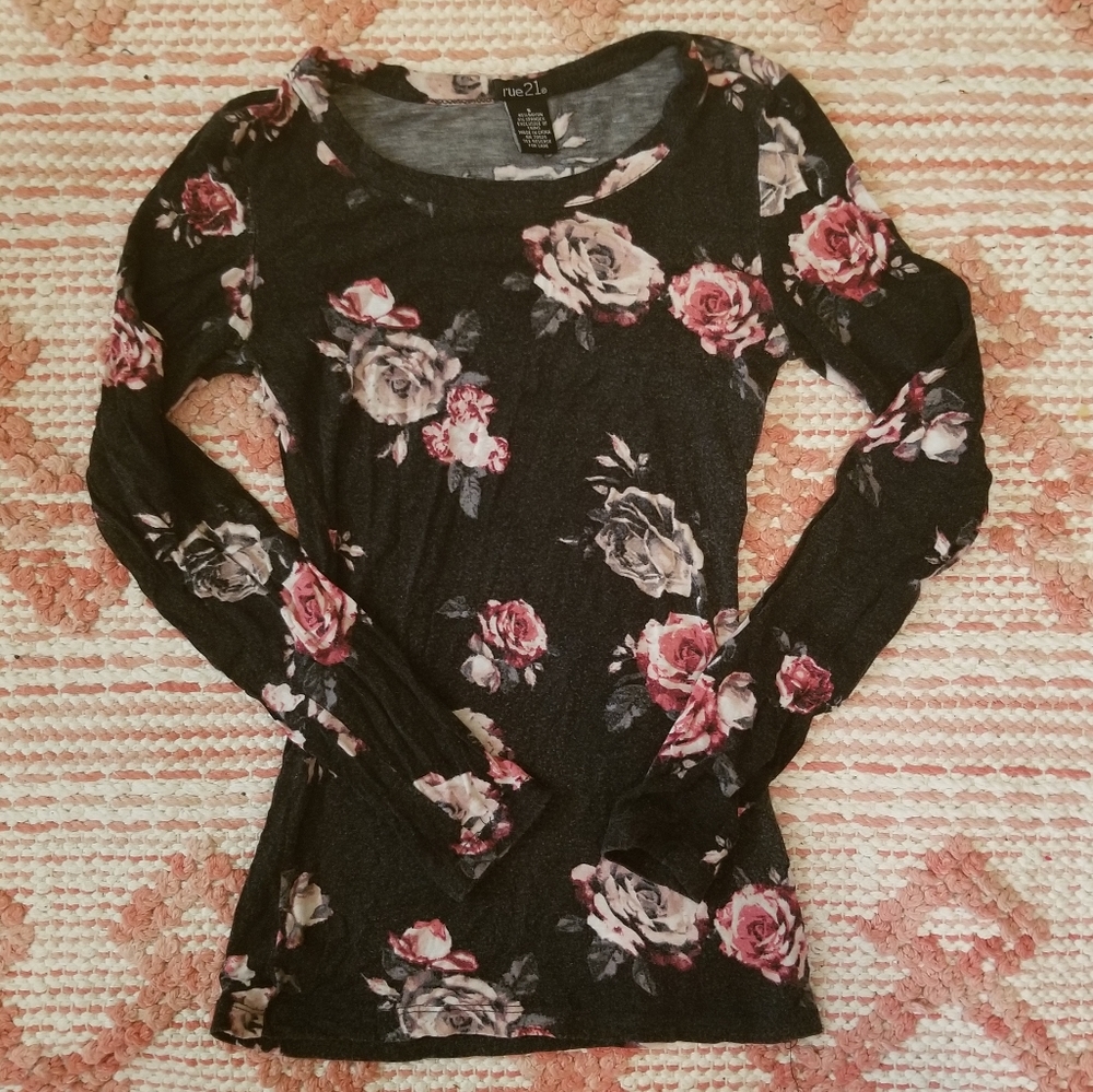 Rue 21 floral long sleeve tee